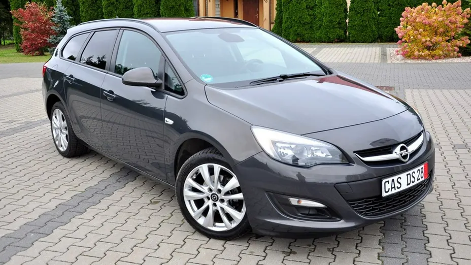 OPEL Astra -