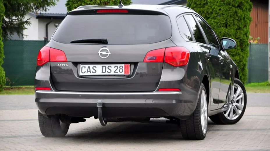 OPEL Astra -