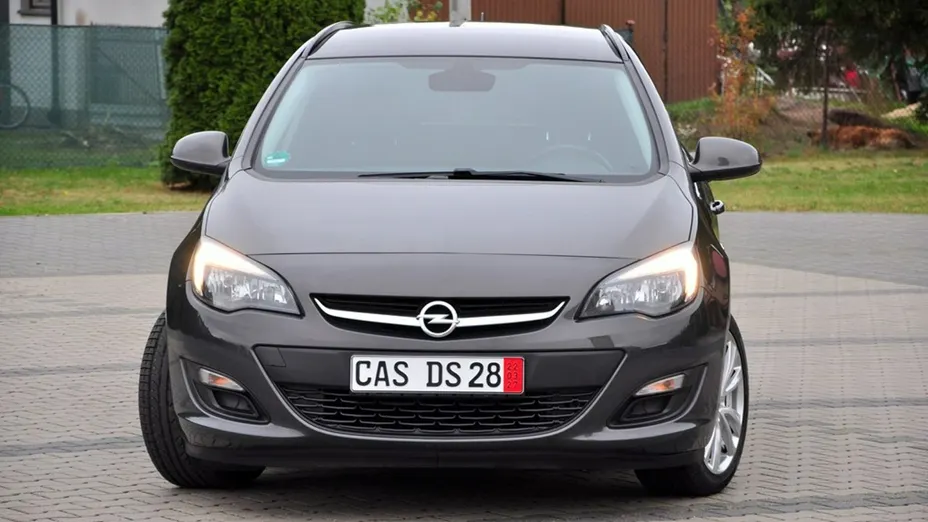 OPEL Astra -