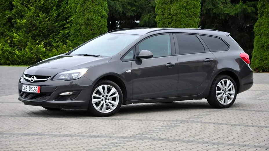 OPEL Astra -