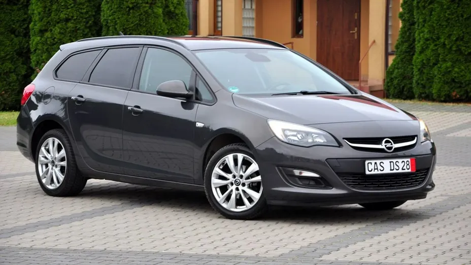 OPEL Astra -