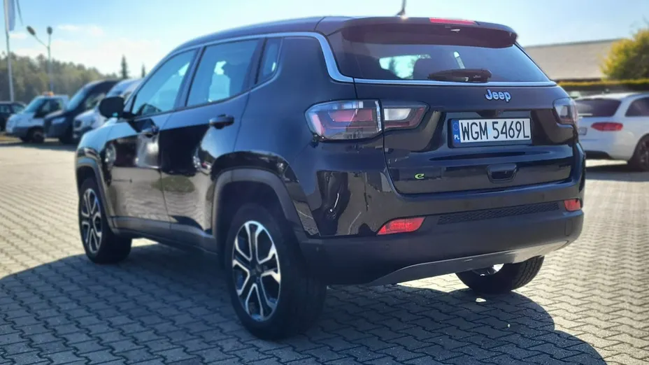 JEEP Compass -