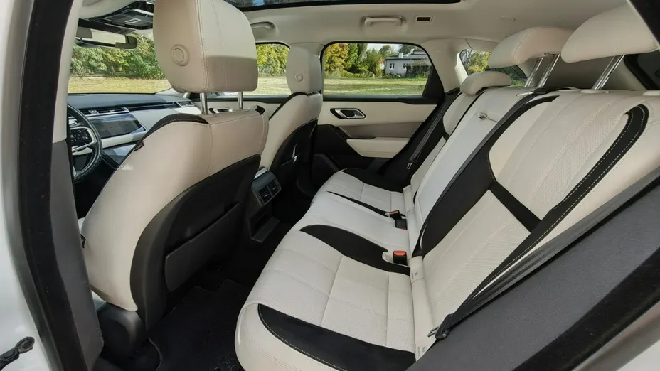 LAND ROVER Range Rover Velar -