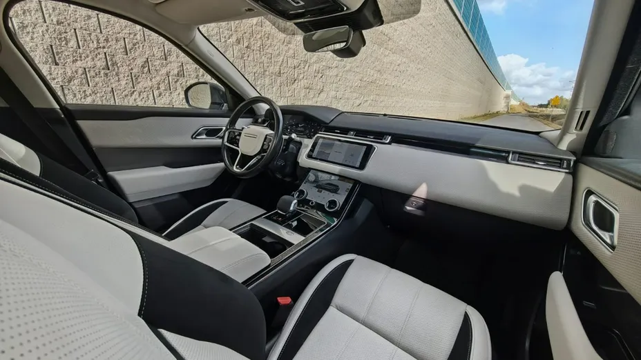 LAND ROVER Range Rover Velar -