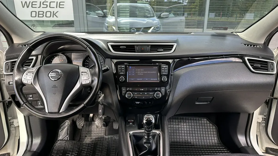 NISSAN Qashqai -