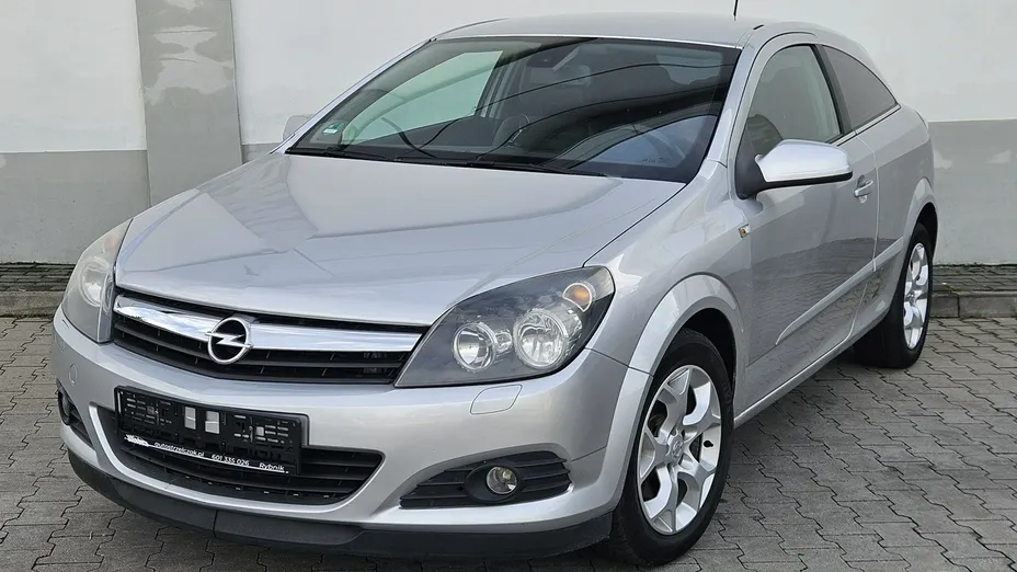 OPEL Astra -