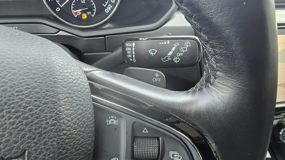 SKODA Superb -
