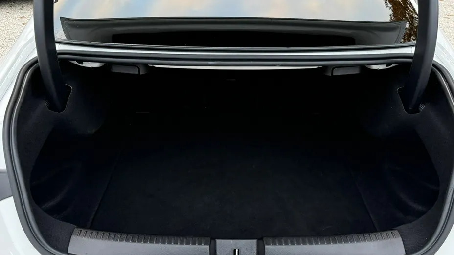 MERCEDES-BENZ CLA -