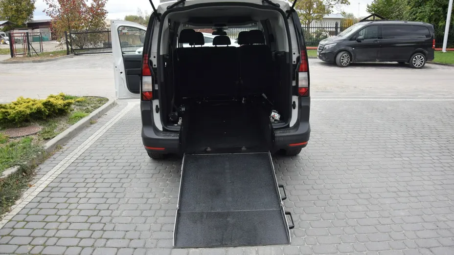 VOLKSWAGEN Caddy -