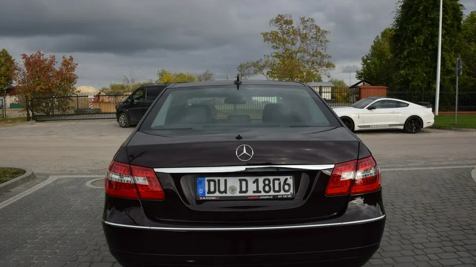 MERCEDES-BENZ E Klasa -