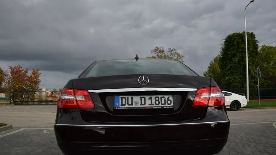 MERCEDES-BENZ E Klasa -