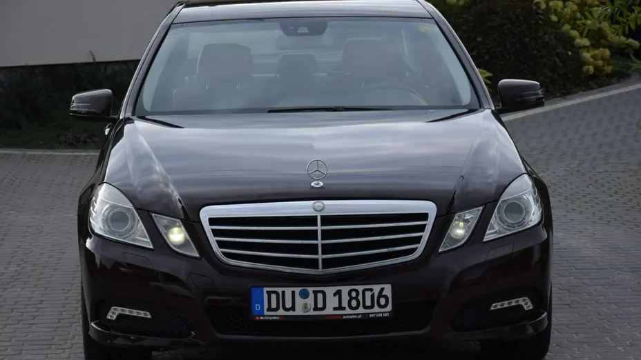 MERCEDES-BENZ E Klasa -