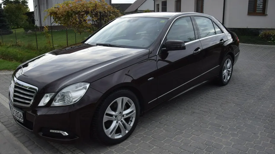 MERCEDES-BENZ E Klasa -