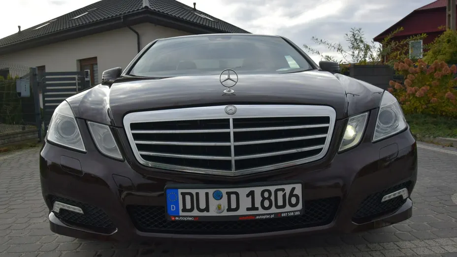 MERCEDES-BENZ E Klasa -