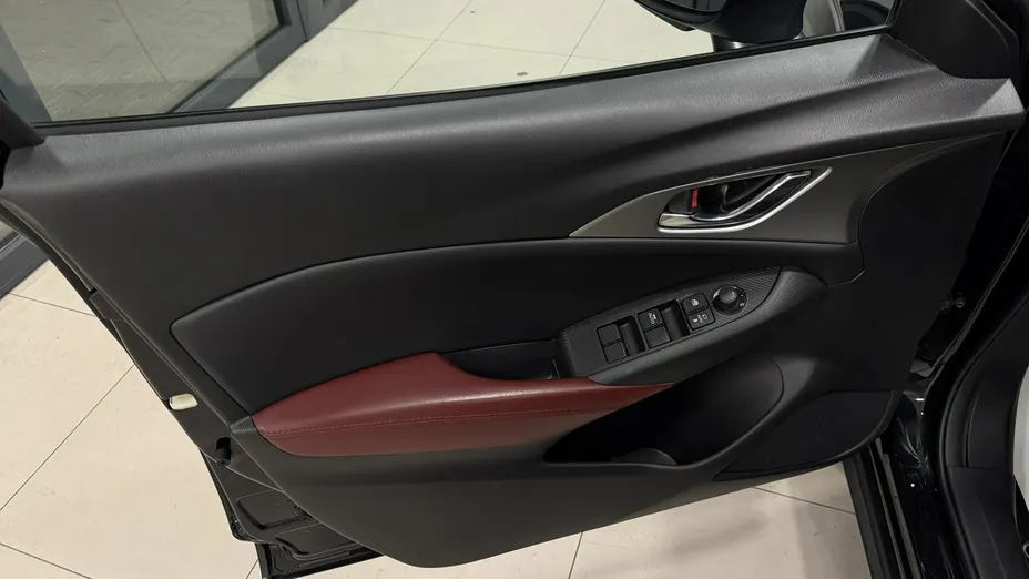 MAZDA CX-3 -