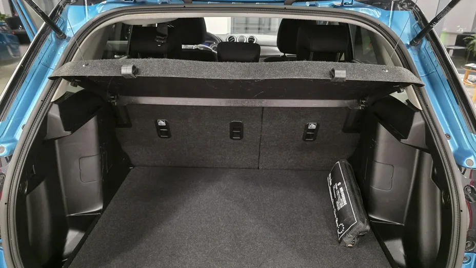 SUZUKI Vitara -