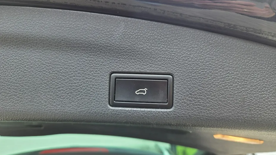 VOLKSWAGEN Sharan -