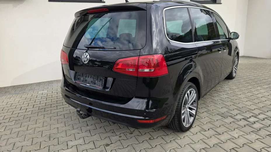 VOLKSWAGEN Sharan -