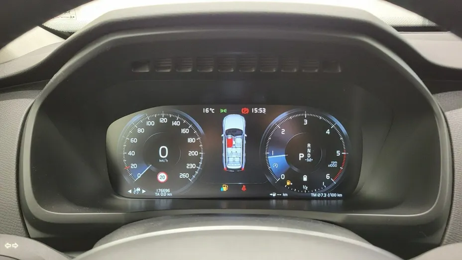 VOLVO XC90 -