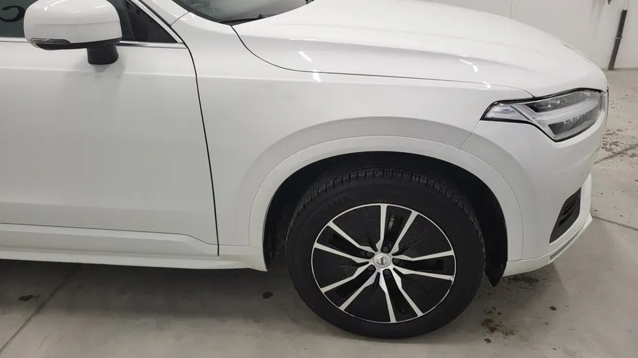 VOLVO XC90 -