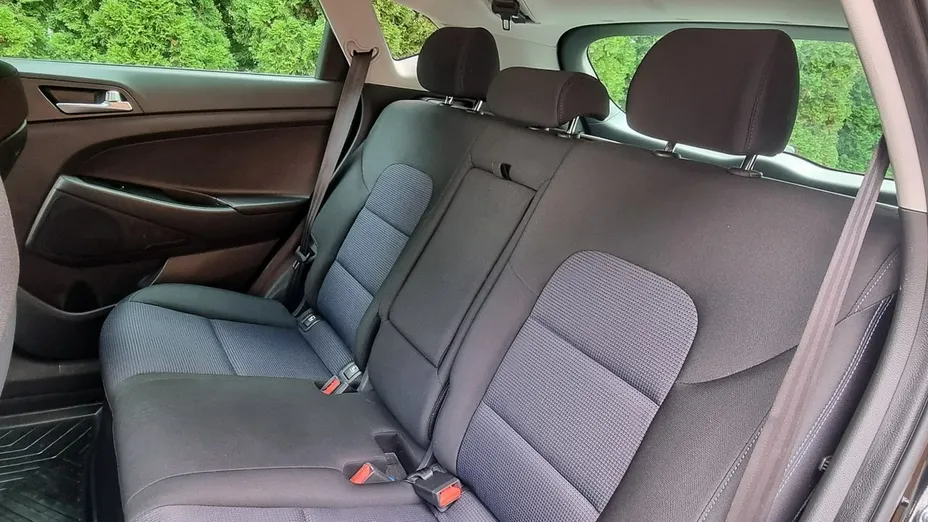 HYUNDAI Tucson -