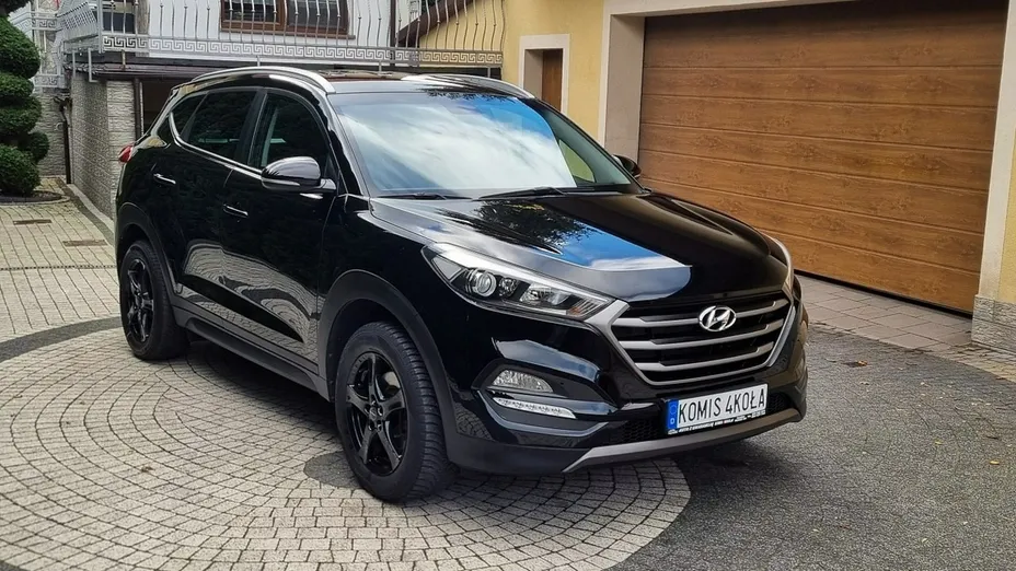 HYUNDAI Tucson -