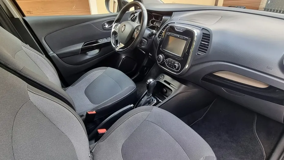RENAULT Captur -