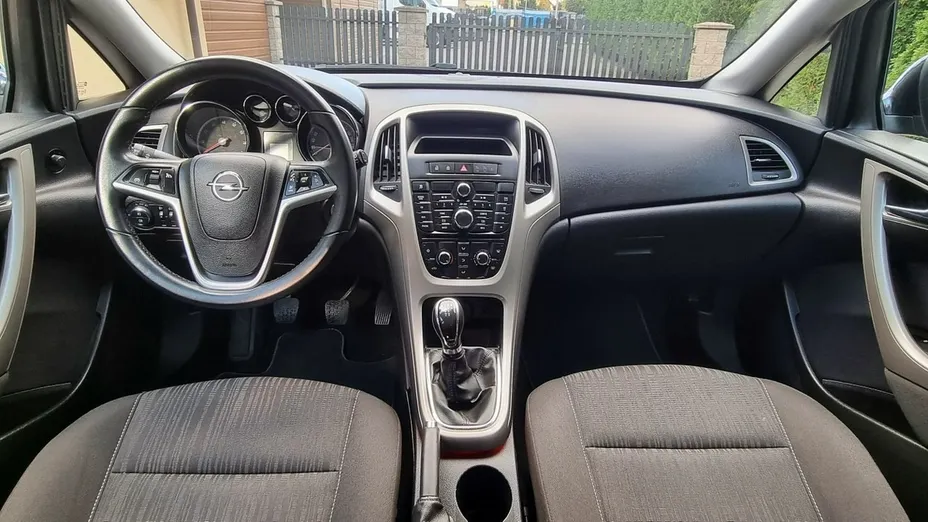 OPEL Astra -