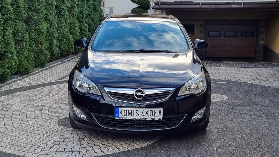 OPEL Astra -