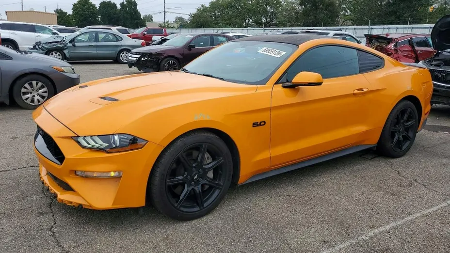 FORD Mustang -
