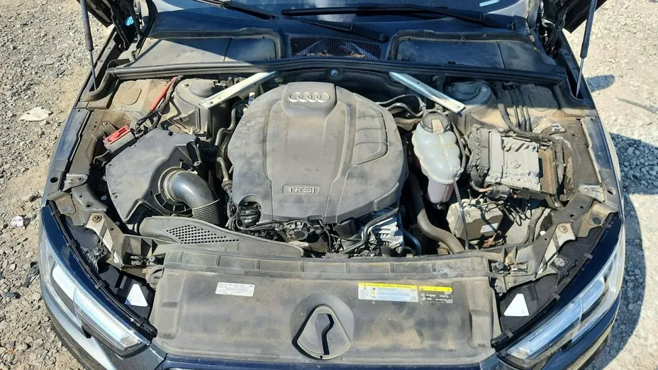 AUDI A4 -