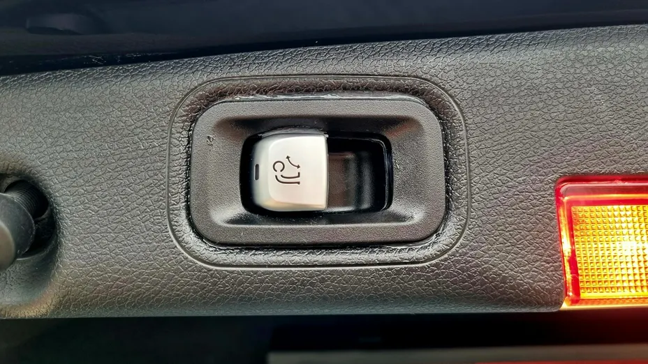 MERCEDES-BENZ E Klasa -