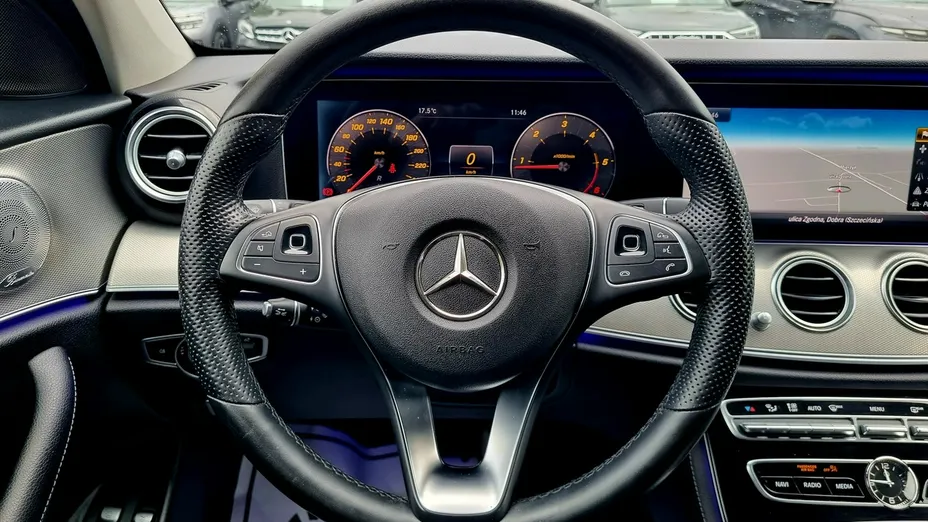 MERCEDES-BENZ E Klasa -