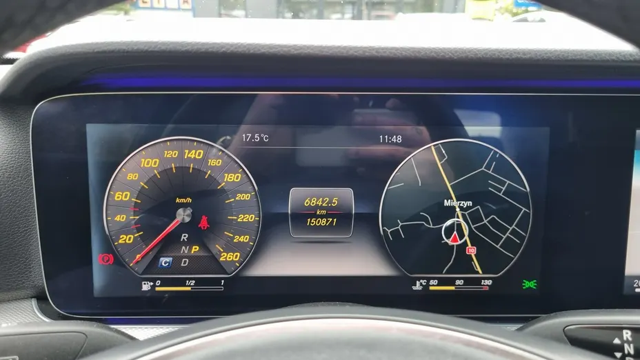 MERCEDES-BENZ E Klasa -