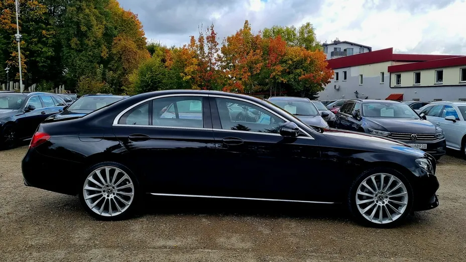 MERCEDES-BENZ E Klasa -