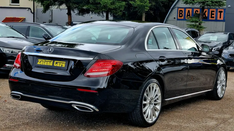 MERCEDES-BENZ E Klasa -