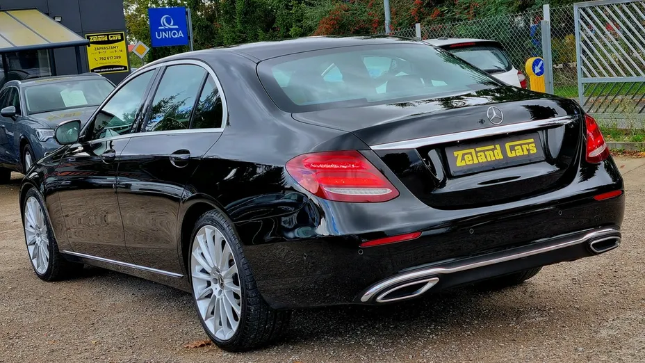MERCEDES-BENZ E Klasa -