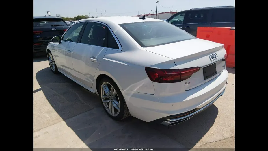 AUDI A4 -