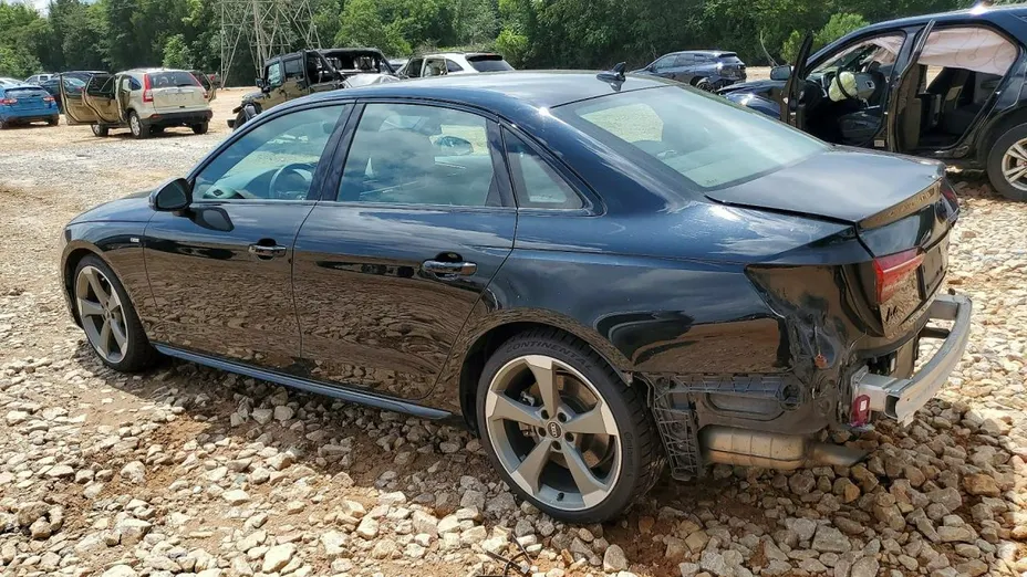 AUDI A4 -