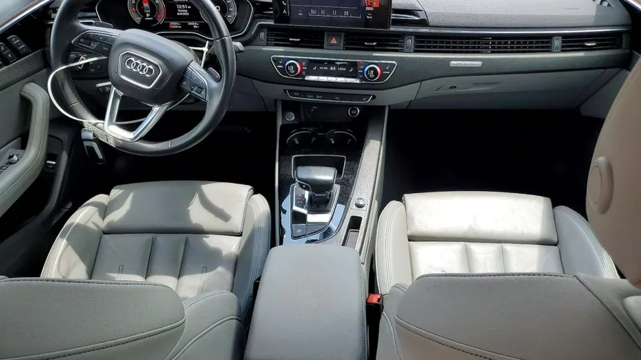 AUDI A4 -