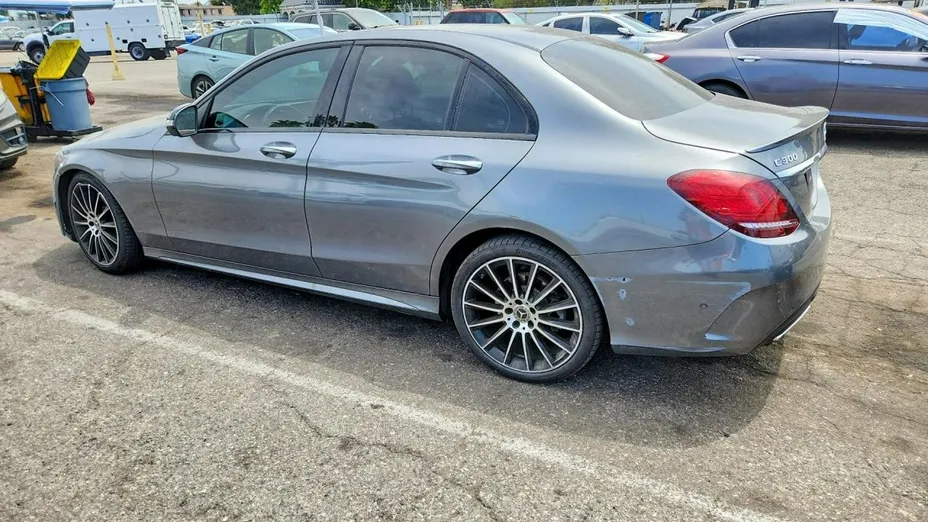 MERCEDES-BENZ C Klasa -