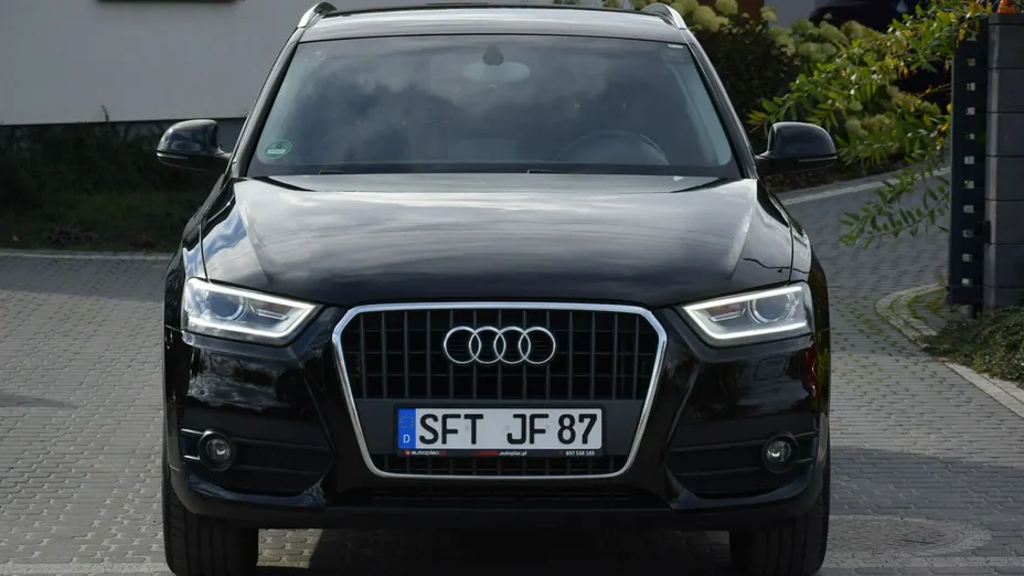 AUDI Q3 -
