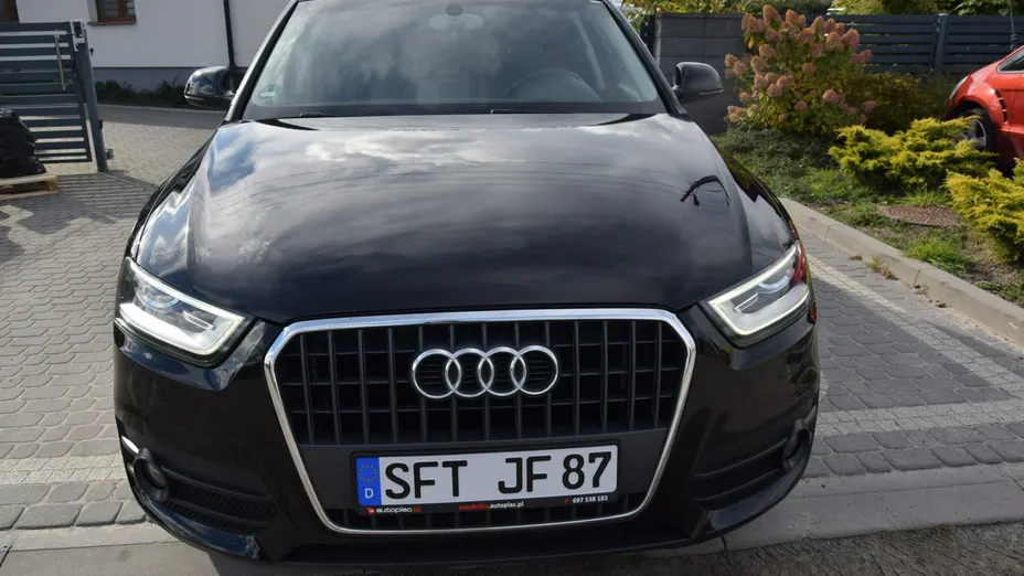 AUDI Q3 -