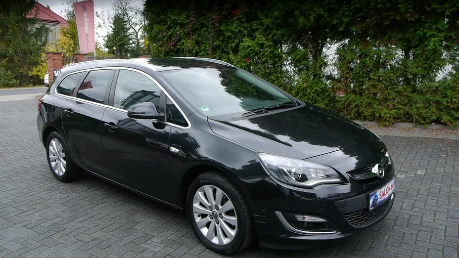 OPEL Astra -