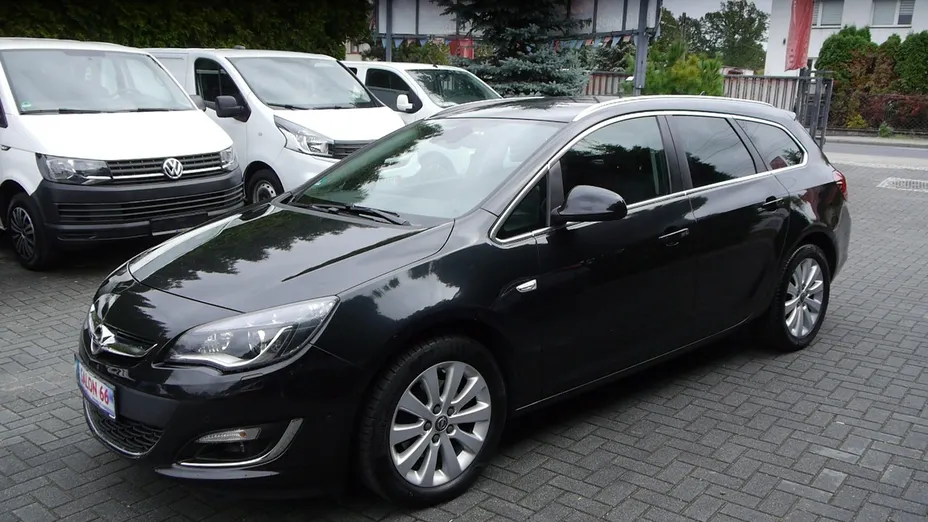 OPEL Astra -