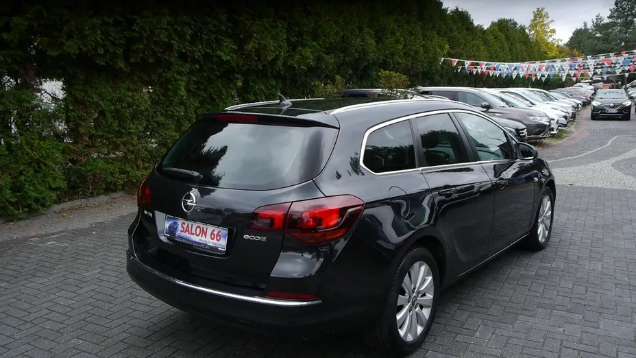 OPEL Astra -