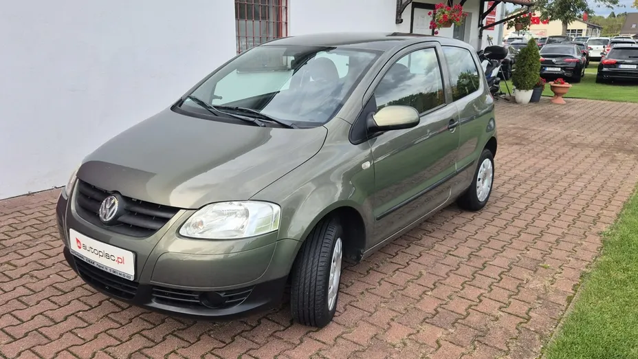 VOLKSWAGEN Fox -