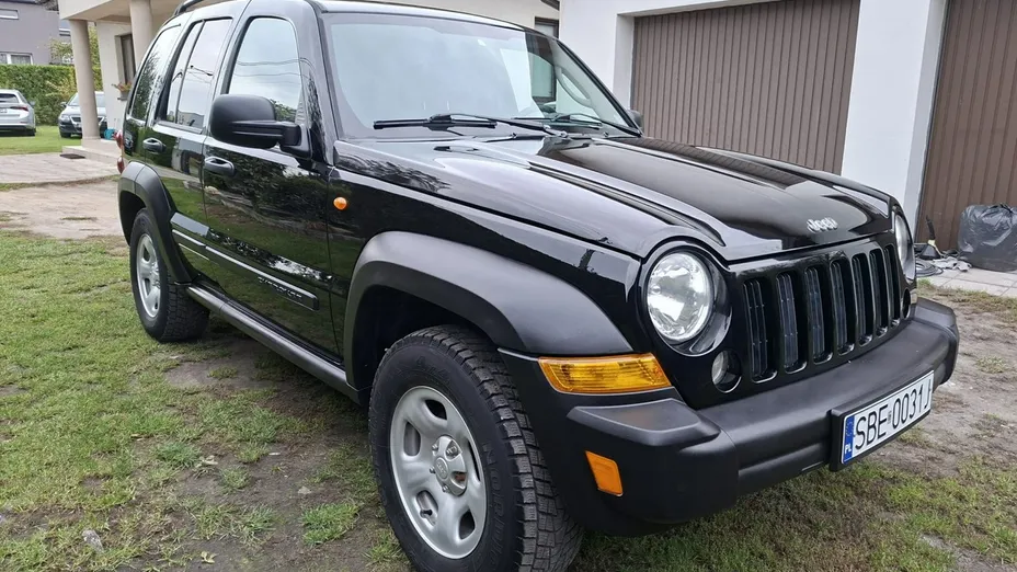 JEEP Cherokee -