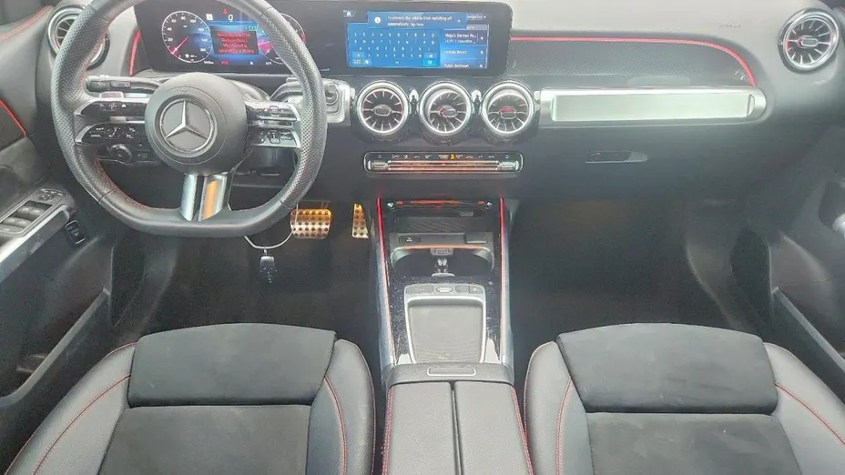 MERCEDES-BENZ GLB -