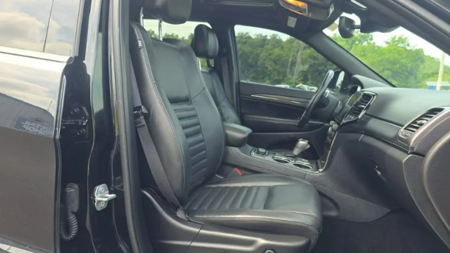 JEEP Grand Cherokee -